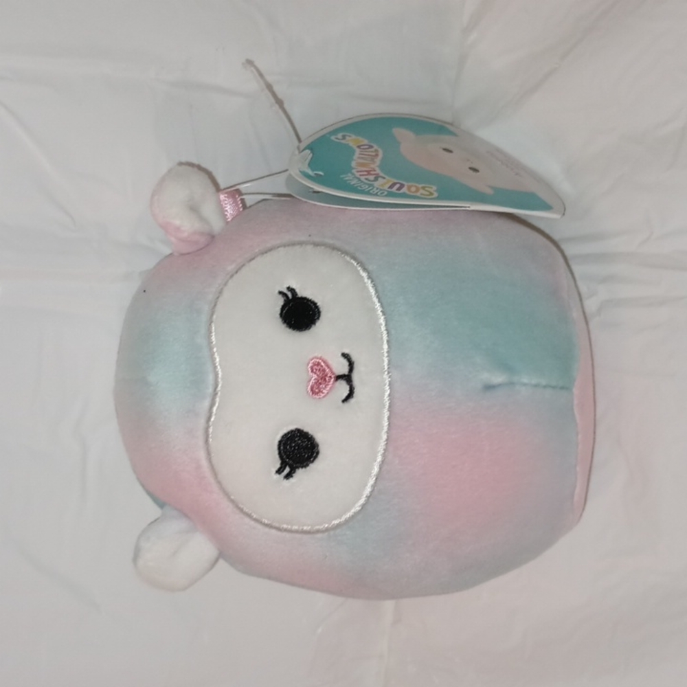 Squishmallow 4" Arabella the Llama (NWT)
